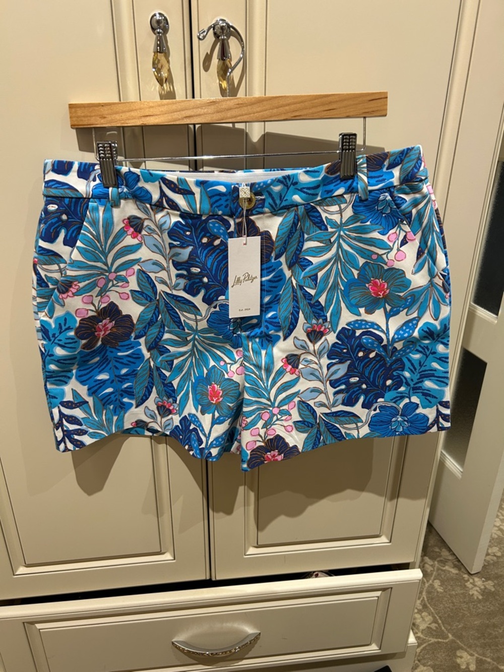 Lilly Pulitzer Gretchen High Rise Stretch Shorts NWT